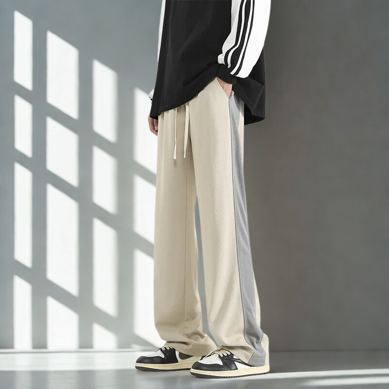 Breakout Wide-Leg Joggers