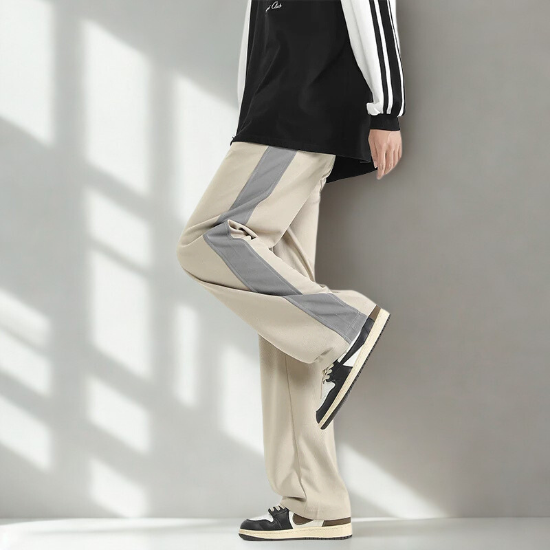 Breakout Wide-Leg Joggers