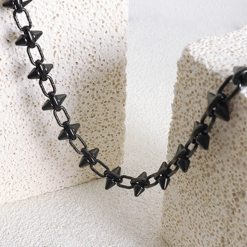 Astréa Spike Necklace