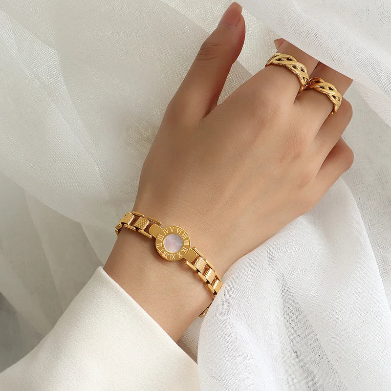 Elara Modern Jewellery Bracelet