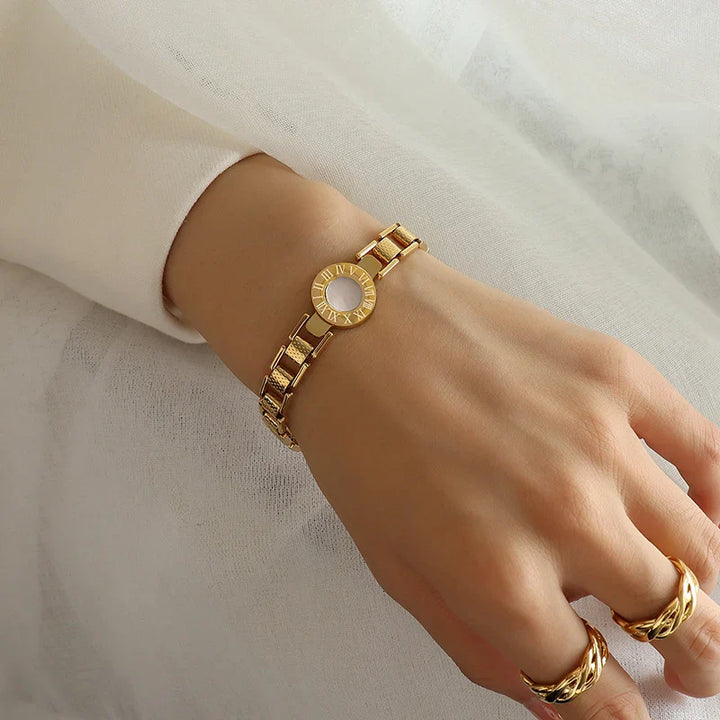 Elara Modern Jewellery Bracelet