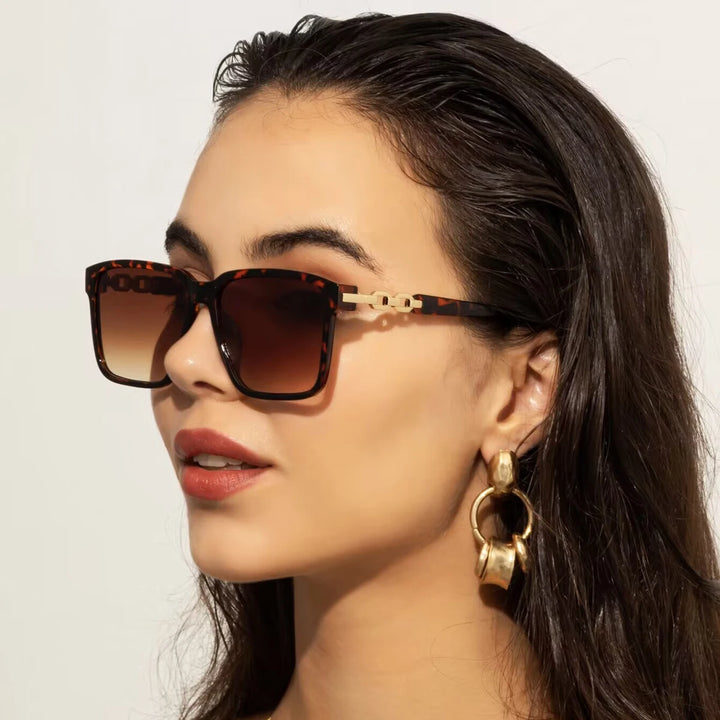 Kaia Chain Frame Sunglasses