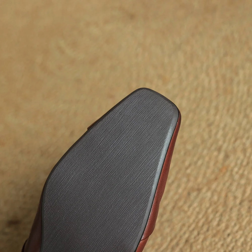 Marlen Noir Leather Pumps