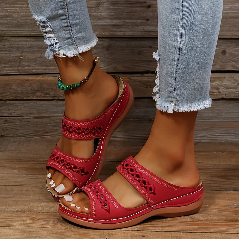 Ciela Flat Sandals