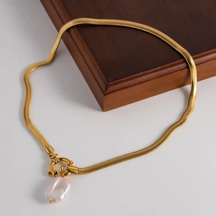 Fiora Baroque Pearl Necklace