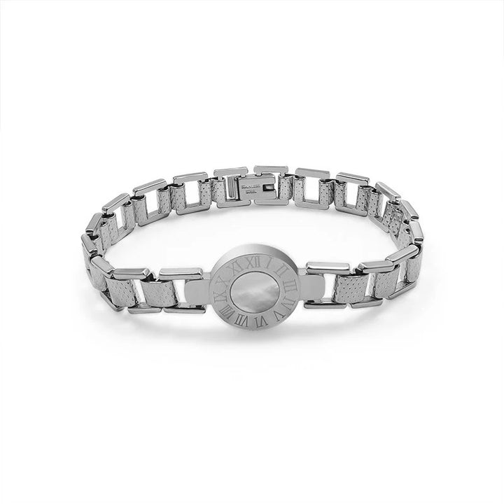 Juvée Chain Dial Bracelet