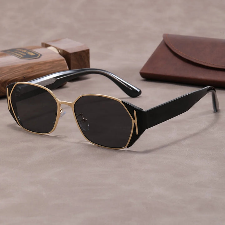 Belair Retro Oval Sunglasses