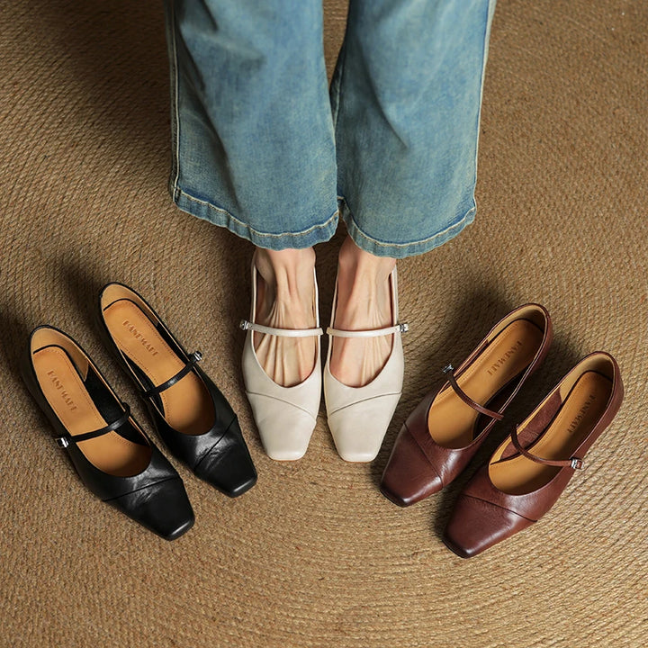 Marlen Noir Leather Pumps