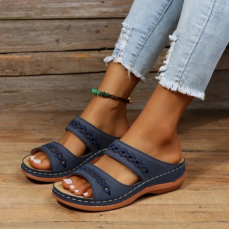 Ciela Flat Sandals
