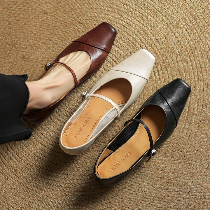 Marlen Noir Leather Pumps