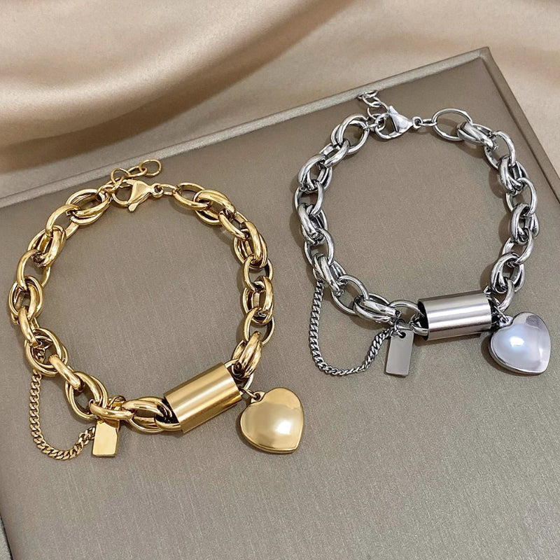 Amara Twisted Chain Heart Bracelet
