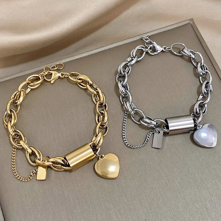 Amara Twisted Chain Heart Bracelet