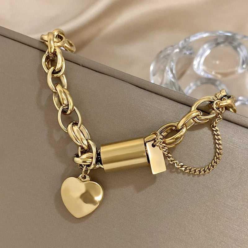 Amara Twisted Chain Heart Bracelet
