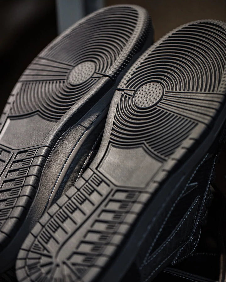 Fang II Black Mamba Sneakers