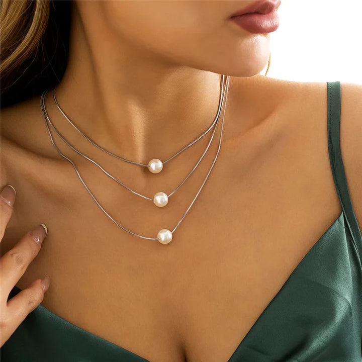 Eden Minimalist Pearl Necklace