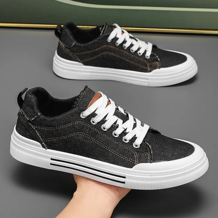 Hastings Canvas Sneakers