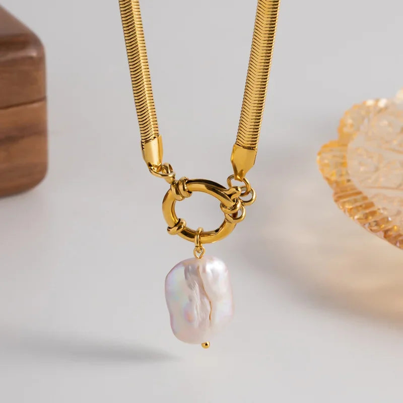 Fiora Baroque Pearl Necklace