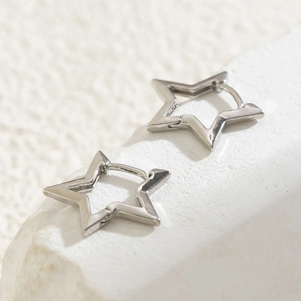 Elaris Star Earrings