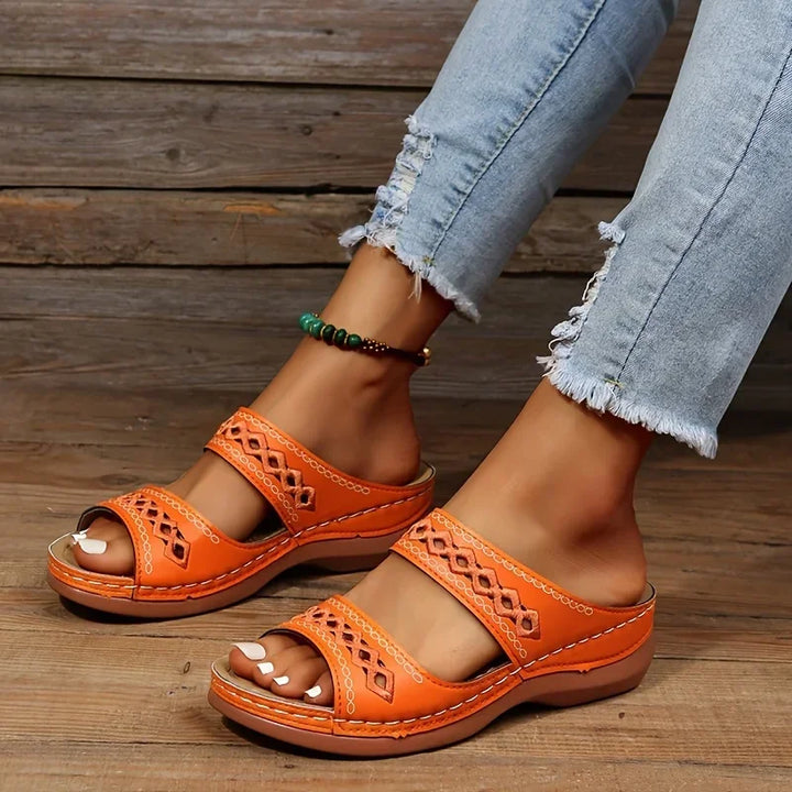 Ciela Flat Sandals