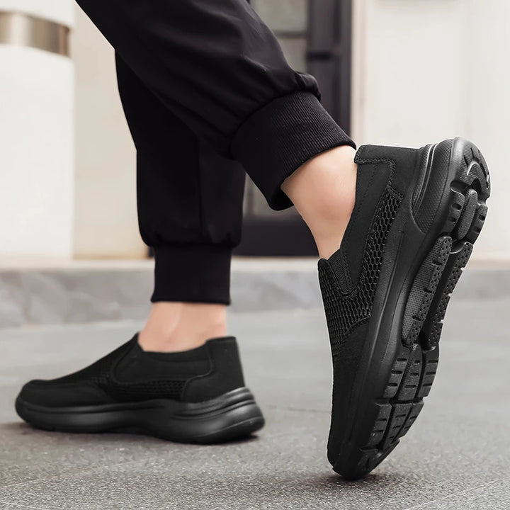Vectora Mesh Sneakers