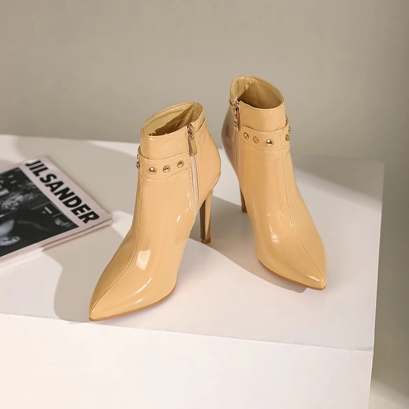 Évianne Noir Stiletto Boots