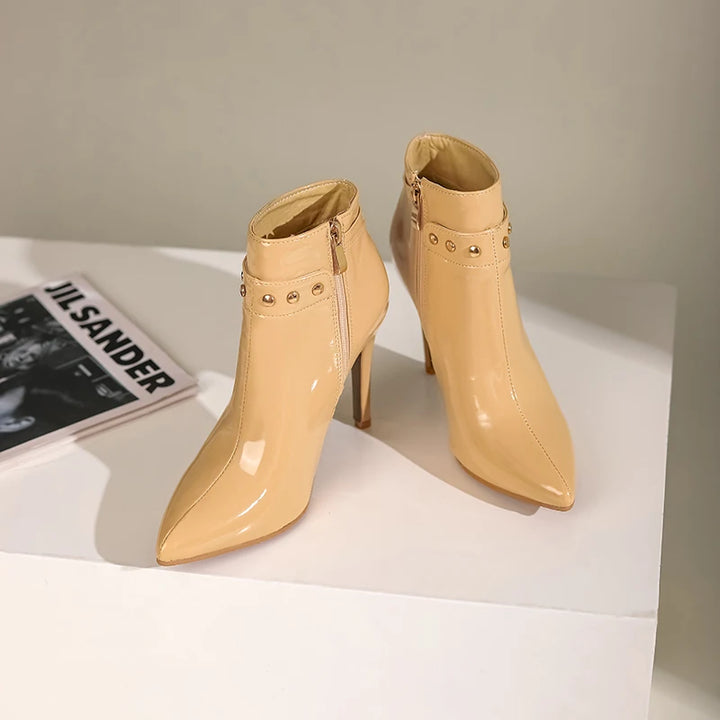 Évianne Noir Stiletto Boots