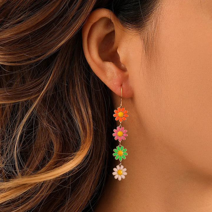 Bloomline Daisy Earrings